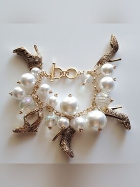 Icon Collection Charm Bracelet - Charms & Baubles